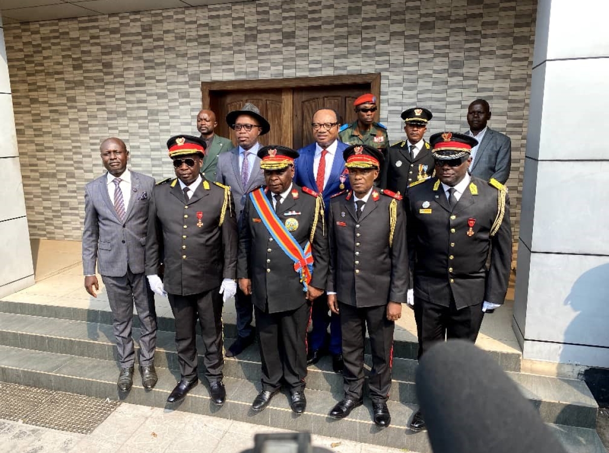 Chancellerie des ordres nationaux, RDC : Général-Major Matutezu Lwa kamasobua André décerne des médailles aux nominés